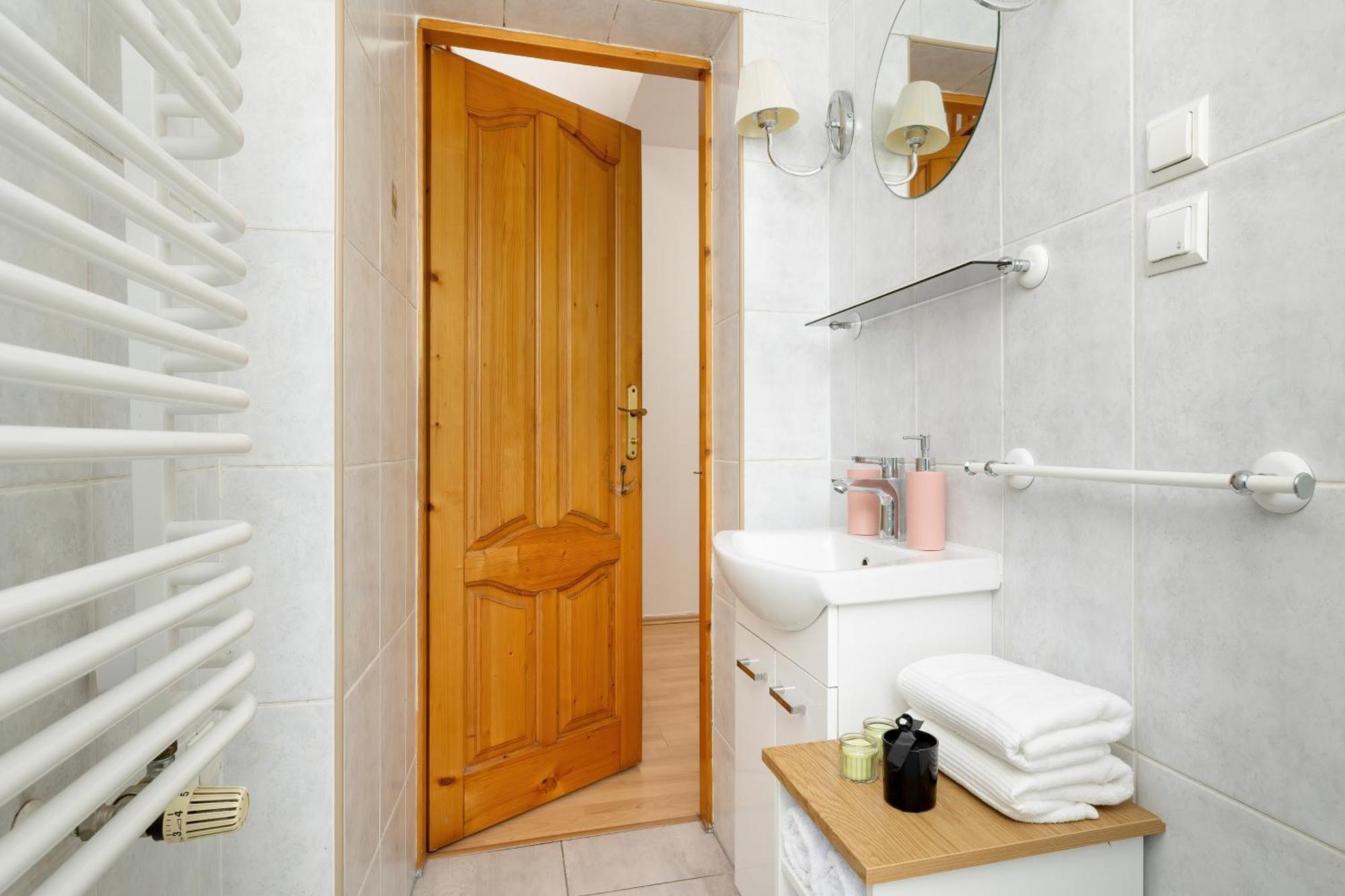 Sunshine Apartment كراكوفيا المظهر الخارجي الصورة